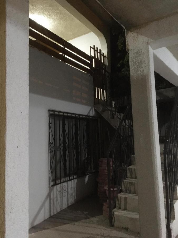 Apartamento con cochera centro de la ciudad. La Paz Exterior foto